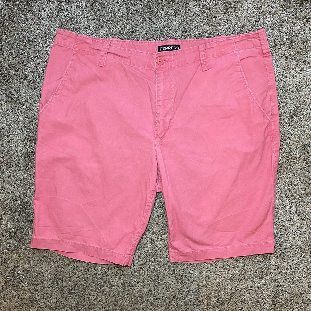 Express Men's Salmon Colored Cotton Shorts